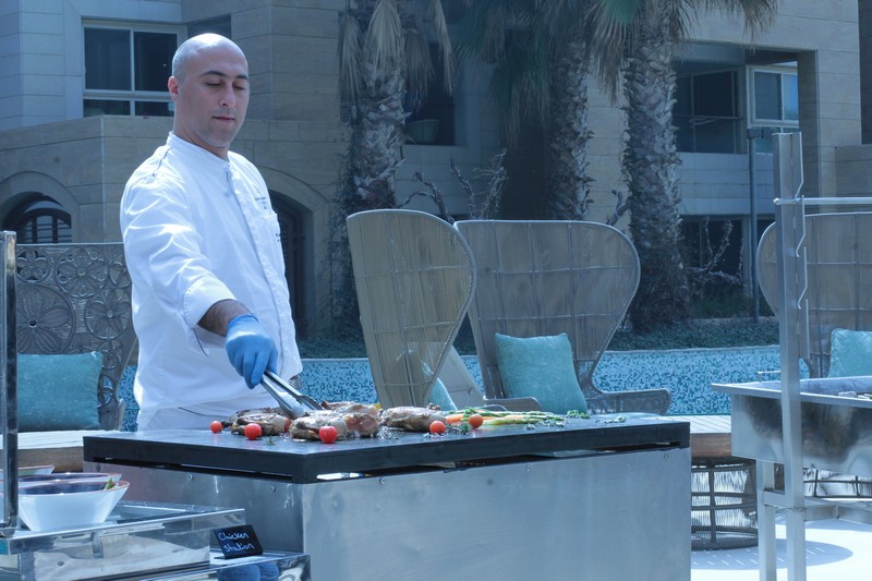 Sunday Buffet at Kempinski Summerland Hotel